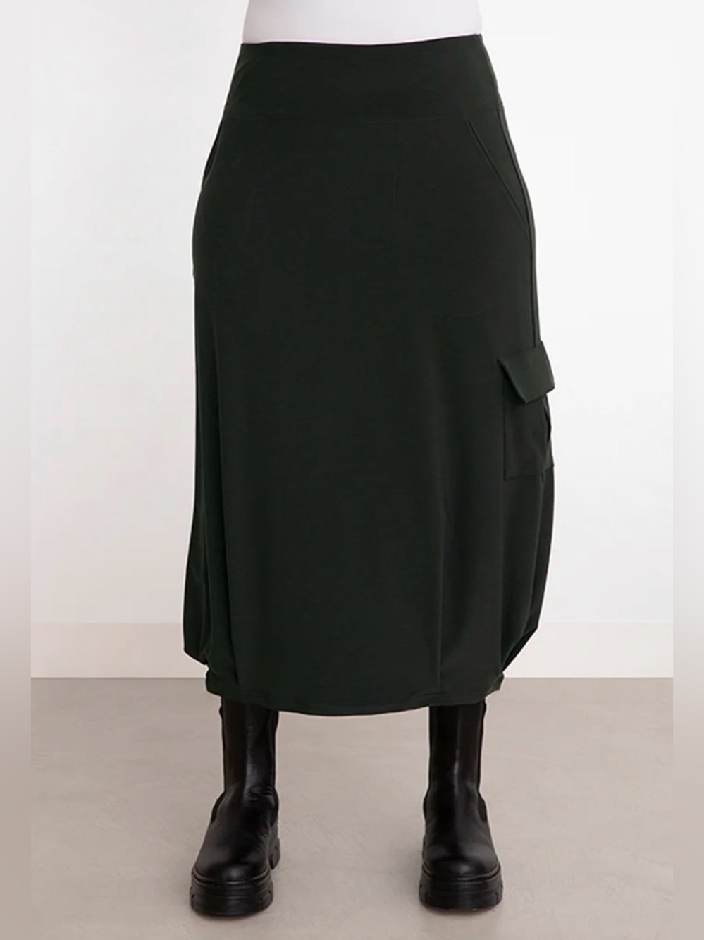 NWT Sympli Safari Skirt in Seaweed Size 6